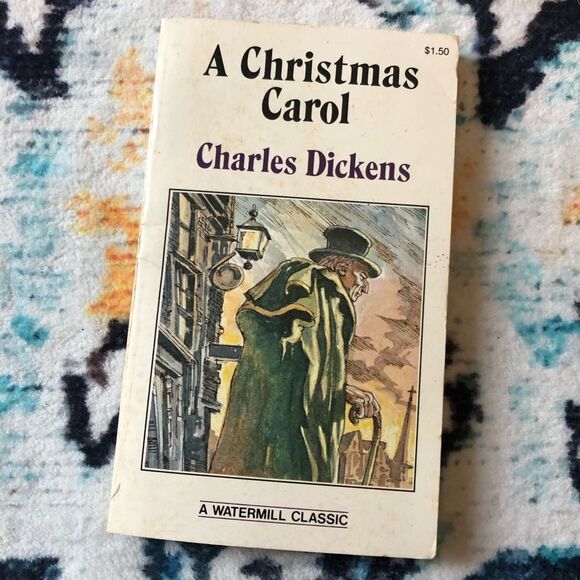 A Christmas Carol by Charles Dickens Book vintage 80s copy paperback - Picture 1 of 3